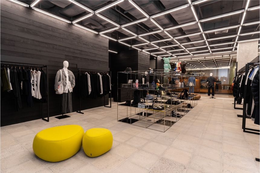 Mẫu shop quần áo nam phong cách công nghiệp Mẫu shop quần áo nam phong cách công nghiệp