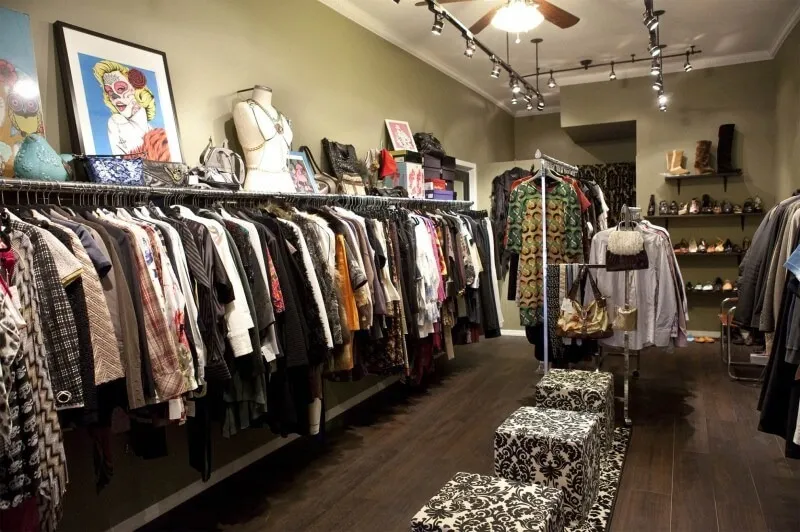 Top 15+ mẫu thiết kế shop quần áo vintage đẹp 3