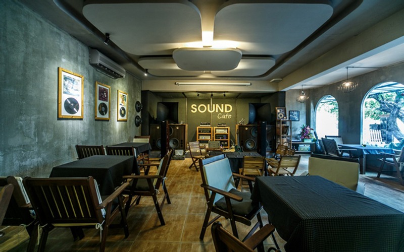 Gia Long giới thiệu các mẫu thiết kế quán cafe acoustic đẹp, ấn tượng 2