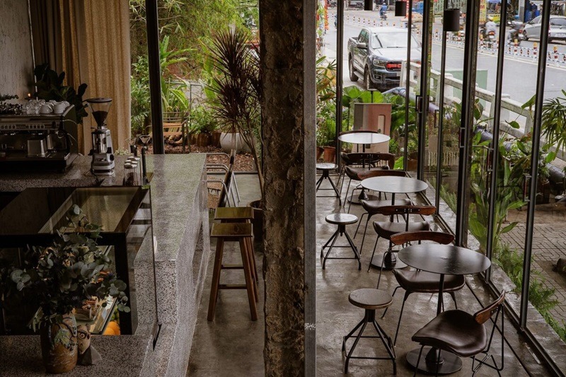 Tham khảo mẫu thiết kế quán cafe phong cách industrial Tham khảo mẫu thiết kế quán cafe phong cách industrial