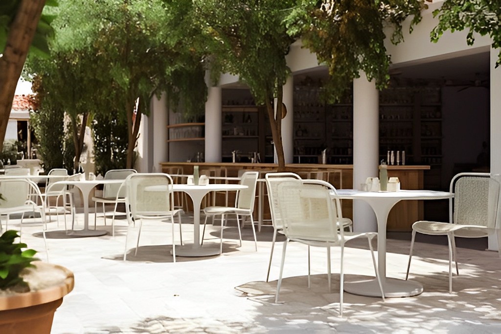 Thiết kế quán cafe cây si không gian mở ngoài trời