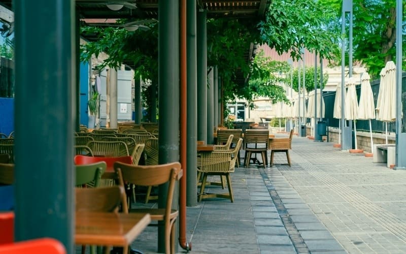Thiết kế quán cà phê vỉa hè tối giản hiện đại Thiết kế quán cà phê vỉa hè tối giản hiện đại