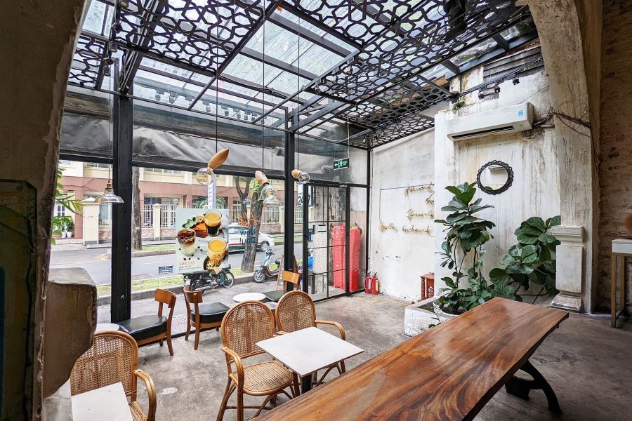 Quán cafe bình dân với nội thất đơn giản, thu hút khách hàng Quán cafe bình dân với nội thất đơn giản, thu hút khách hàng