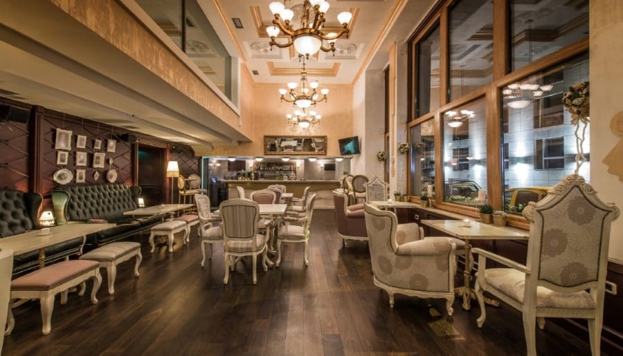 Quán cafe phong cách Châu Âu với không gian tinh tế, sang trọng Quán cafe phong cách Châu Âu với không gian tinh tế, sang trọng