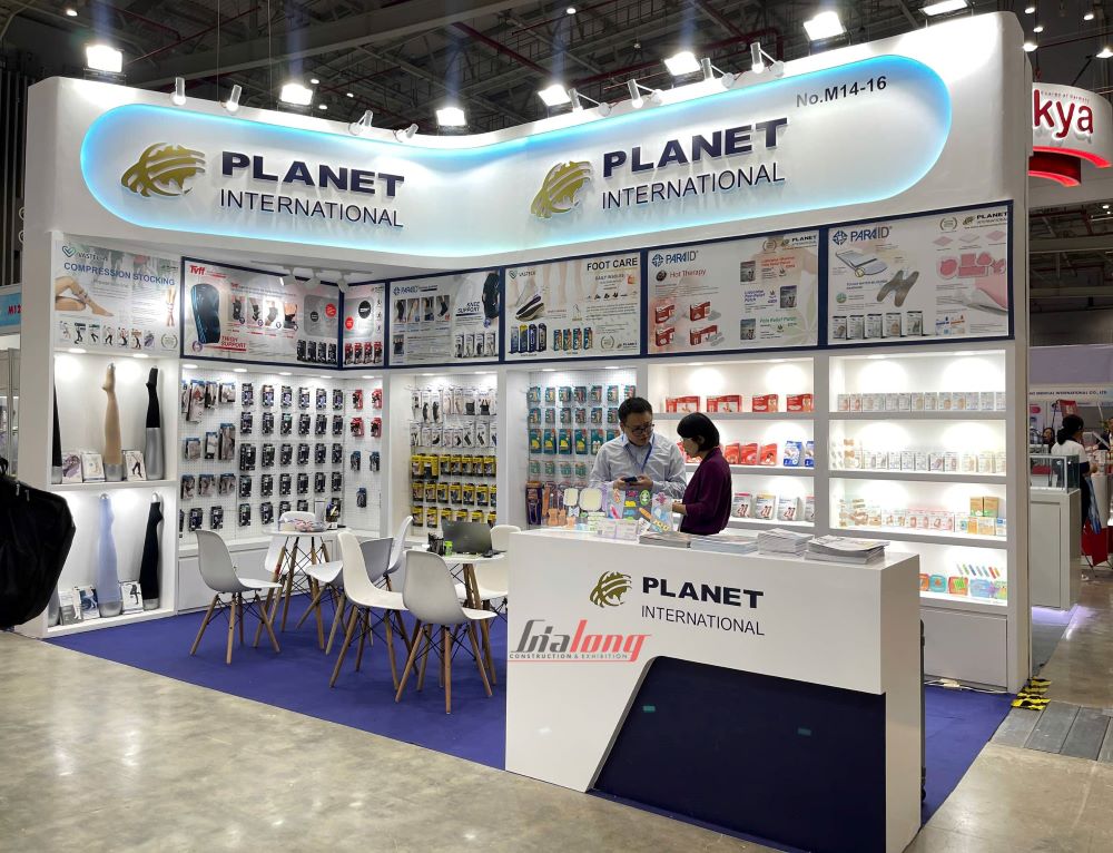 Gian hàng do Gia Long thiết kế và thi công tại triển lãm Vietnam Medi-Pharm Expo 2024 Gian hàng do Gia Long thiết kế và thi công tại triển lãm Vietnam Medi-Pharm Expo 2024