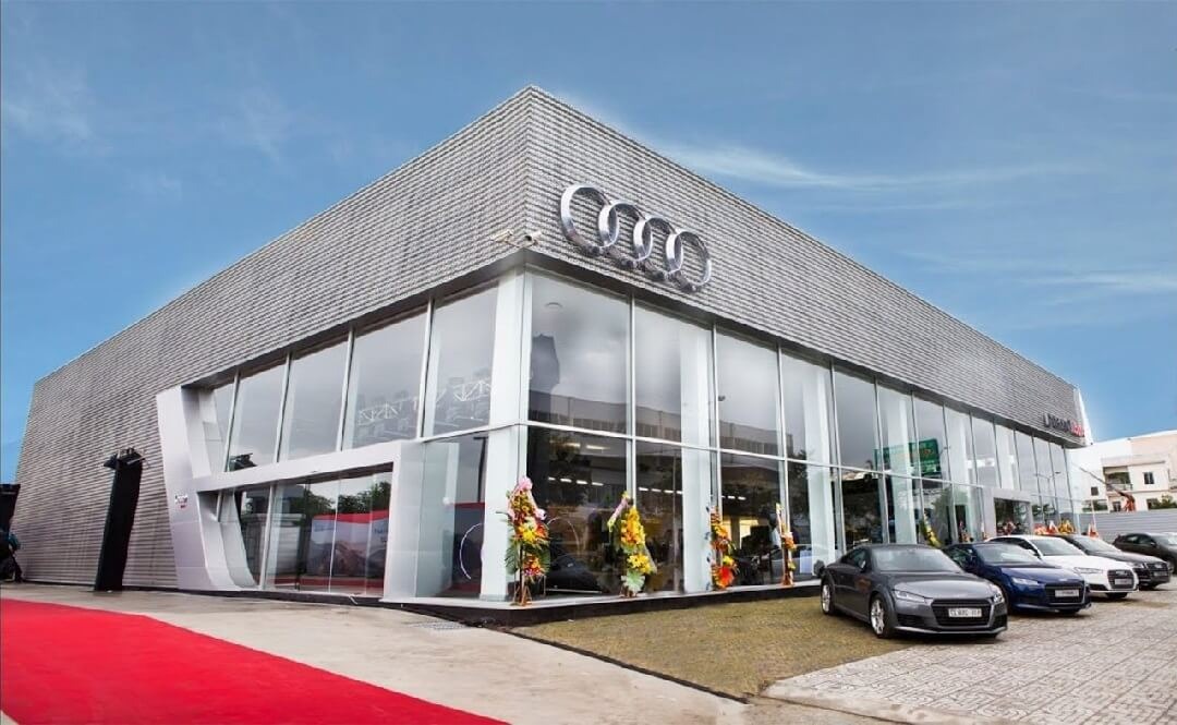 Mẫu thiết kế showroom 2 mặt tiền Mẫu thiết kế showroom 2 mặt tiền