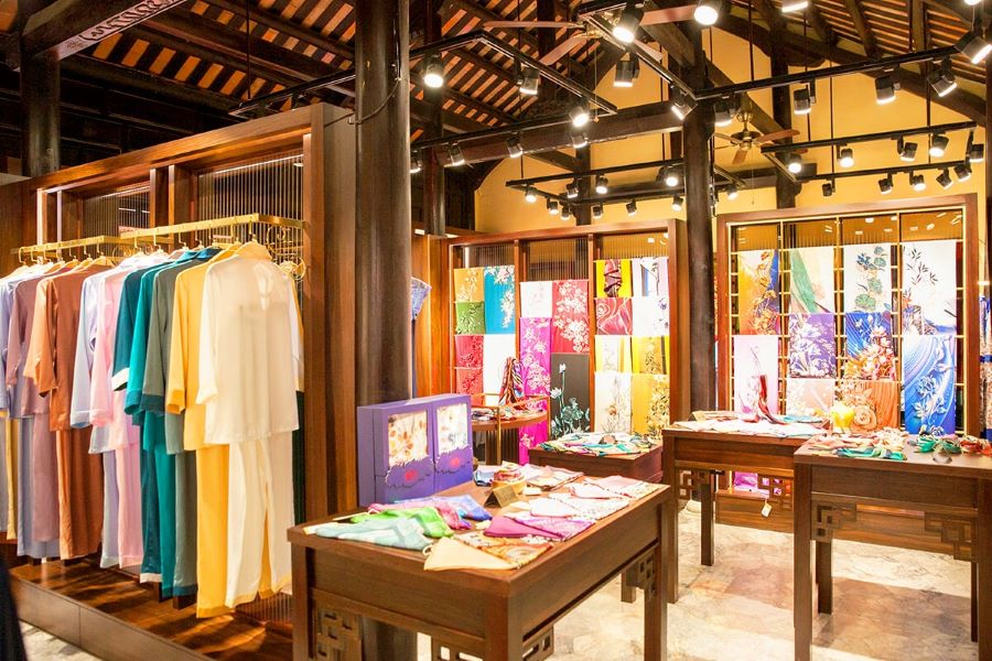Thiết kế shop áo dài phong cách truyền thống - Mẫu 8 Thiết kế shop áo dài phong cách truyền thống - Mẫu 8