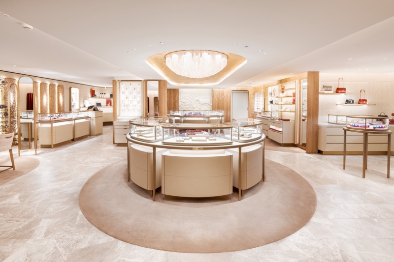 Mẫu thiết kế shop phụ kiện thời trang phong cách hiện đại với bảng màu trắng xám, kệ hình học