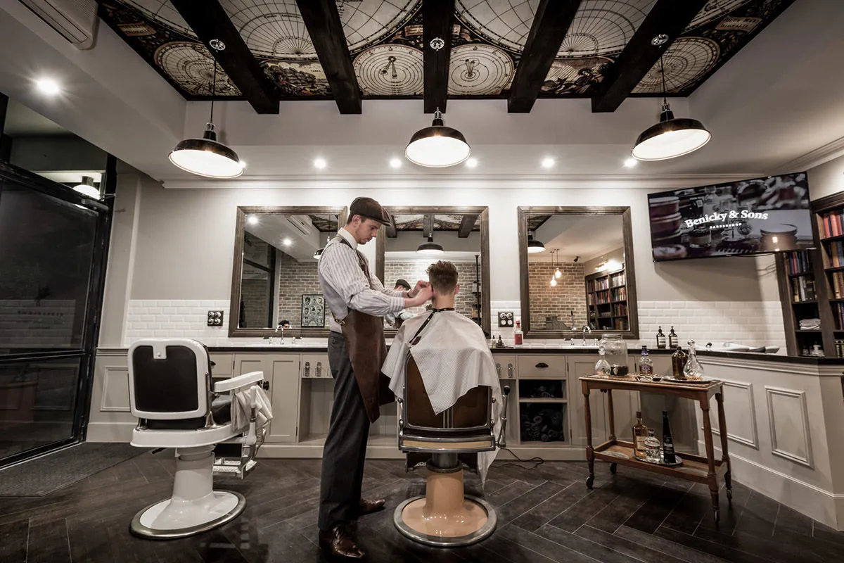 Một số mẫu thiết kế barber shop theo phong cách cổ điển 