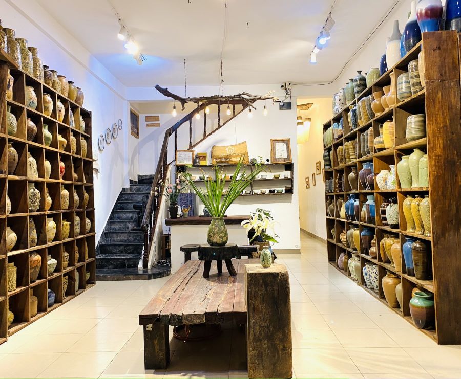 Một số mẫu thiết kế cửa hàng gốm sứ theo phong cách eco gần gũi thiên nhiên 1