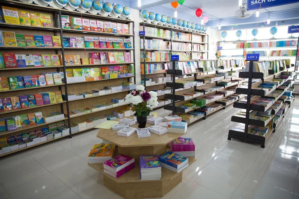 Mẫu thiết kế cửa hàng văn phòng phẩm 4
