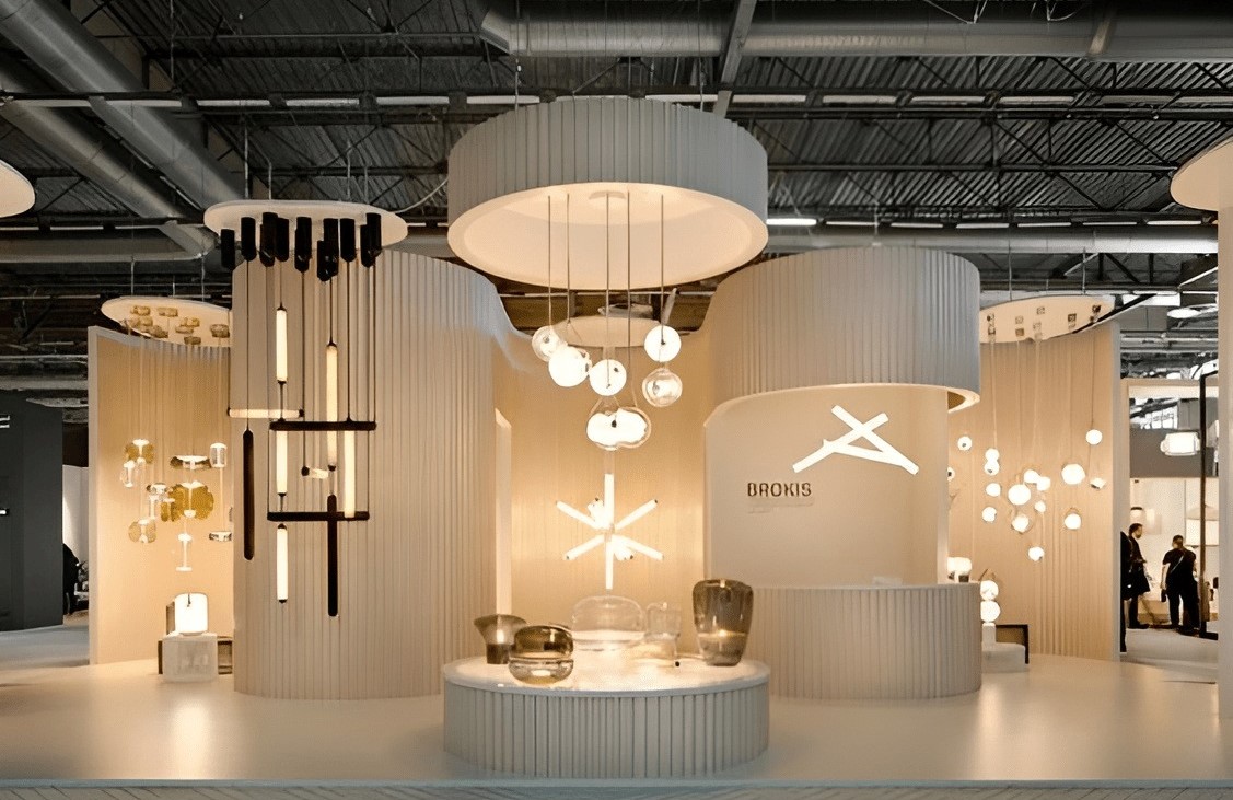 Bộ sưu tập mẫu thiết kế showroom đèn trang trí đẹp, thu hút khách hàng 6