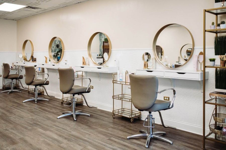 Mẫu salon tóc vừa, phong cách hiện đại