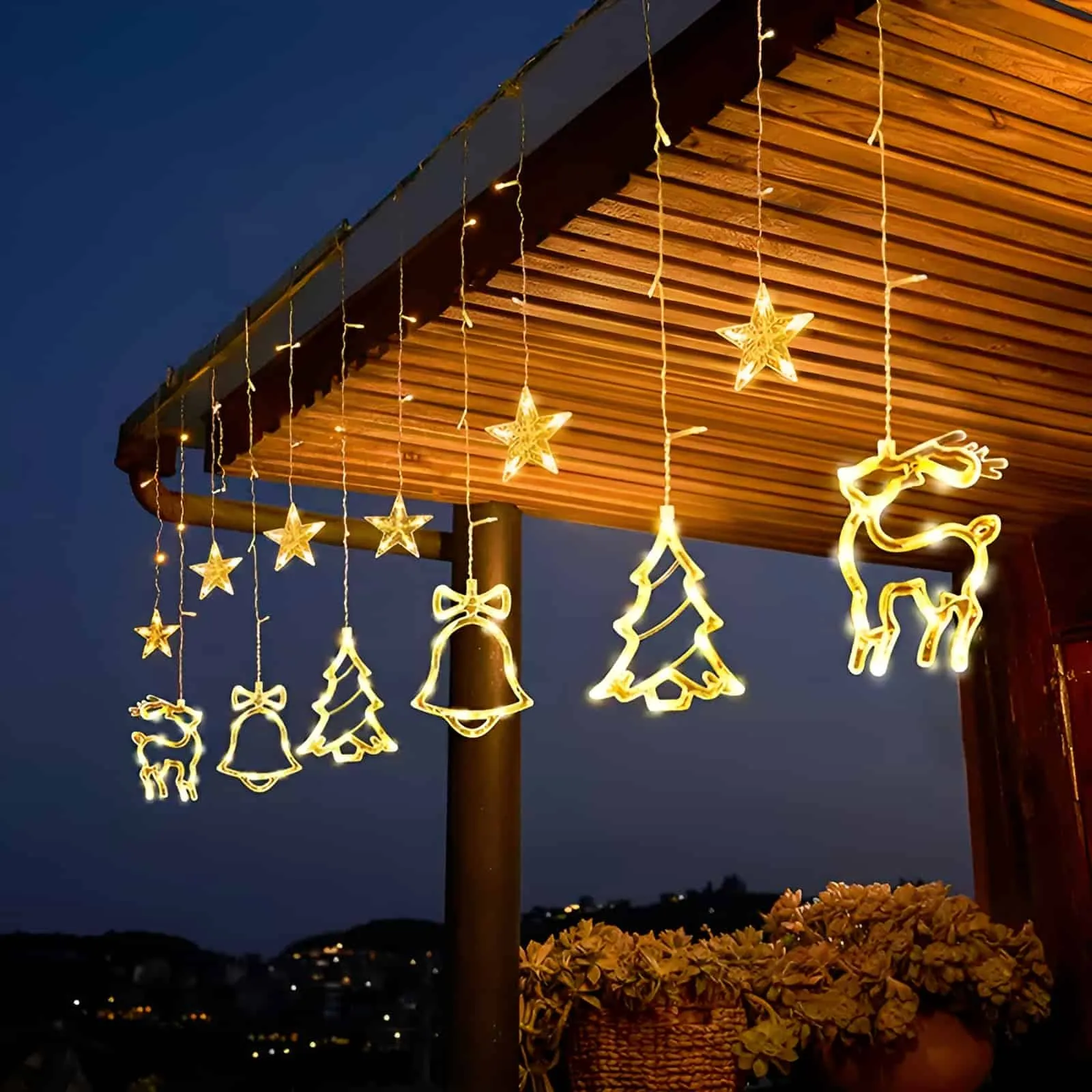 Trang trí noel quán trà sữa sử dụng đèn LED tạo không gian ấm cúng