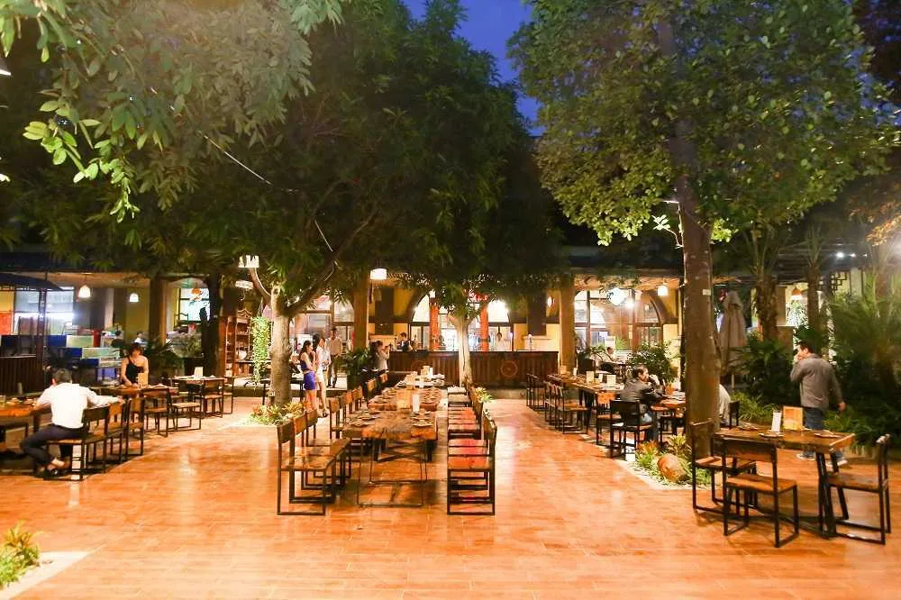 Giới thiệu đơn vị thi công thiết kế cửa hàng, nhà hàng, quán cafe uy tín Giới thiệu đơn vị thi công thiết kế cửa hàng, nhà hàng, quán cafe uy tín