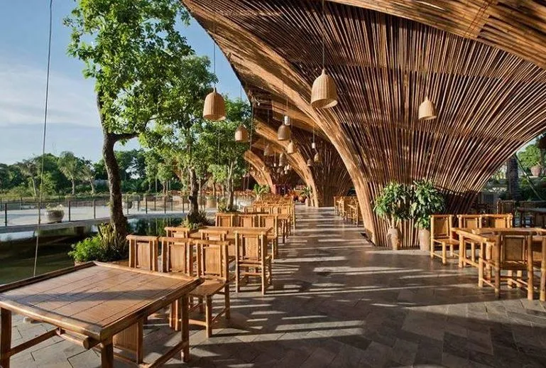 Mẫu thiết kế nhà hàng bằng tre đẹp, thu hút - Mẫu 4