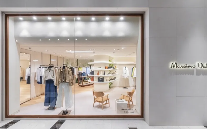 Mẫu thiết kế shop quần áo Hàn Quốc diện tích nhỏ - Mẫu 19