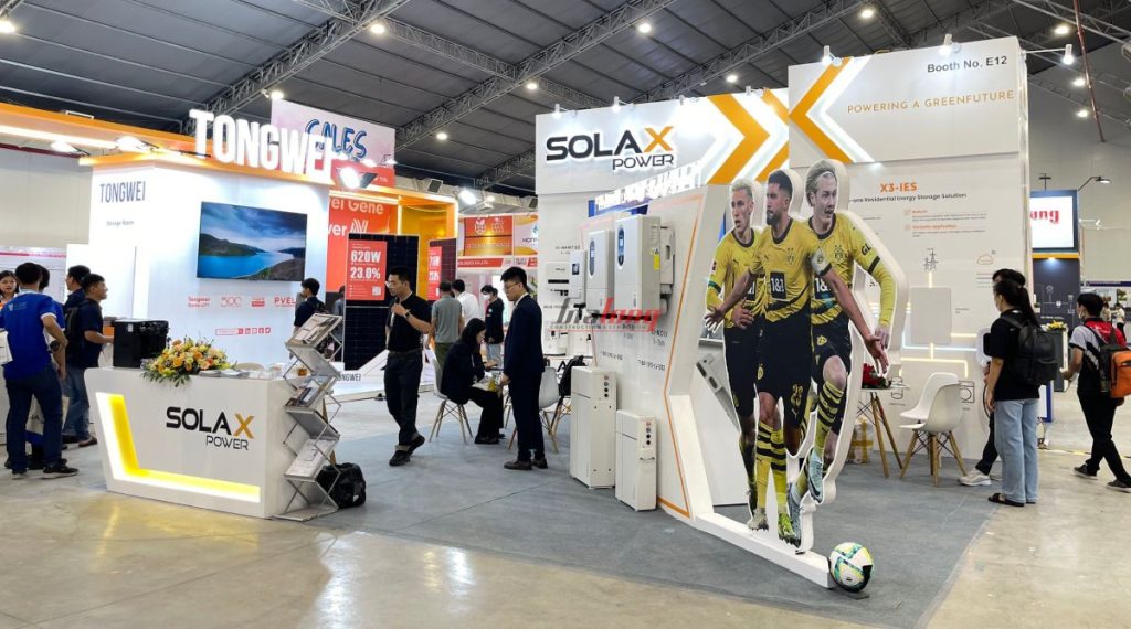 Solar Show 2024 - Thiết kế thi công hoàn thiện cụm gian hàng Growatt, Veichi, Zhouneng, Afore, Zonsen, Solax, Slordeland, Blue Carbon - Complete design and construction of booth clusters Growatt, Veichi, Zhouneng, Afore, Zonsen, Solax, Slordeland, Blue Carbon