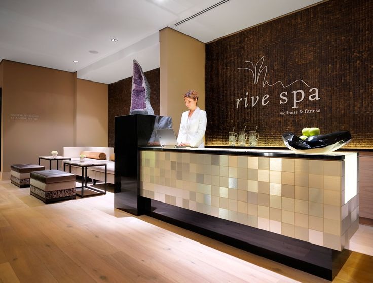 thiết kế quầy lễ tân spa