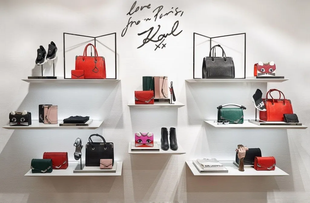 Mẫu thiết kế shop túi xách thời trang hot nhất 2025