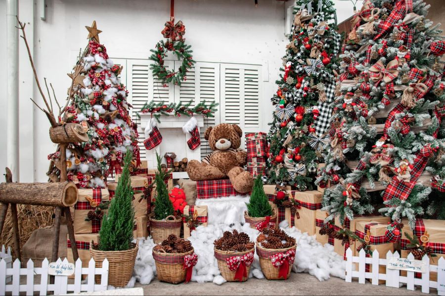 Cách trang trí noel cho quán cafe đẹp xu hướng mới nhất